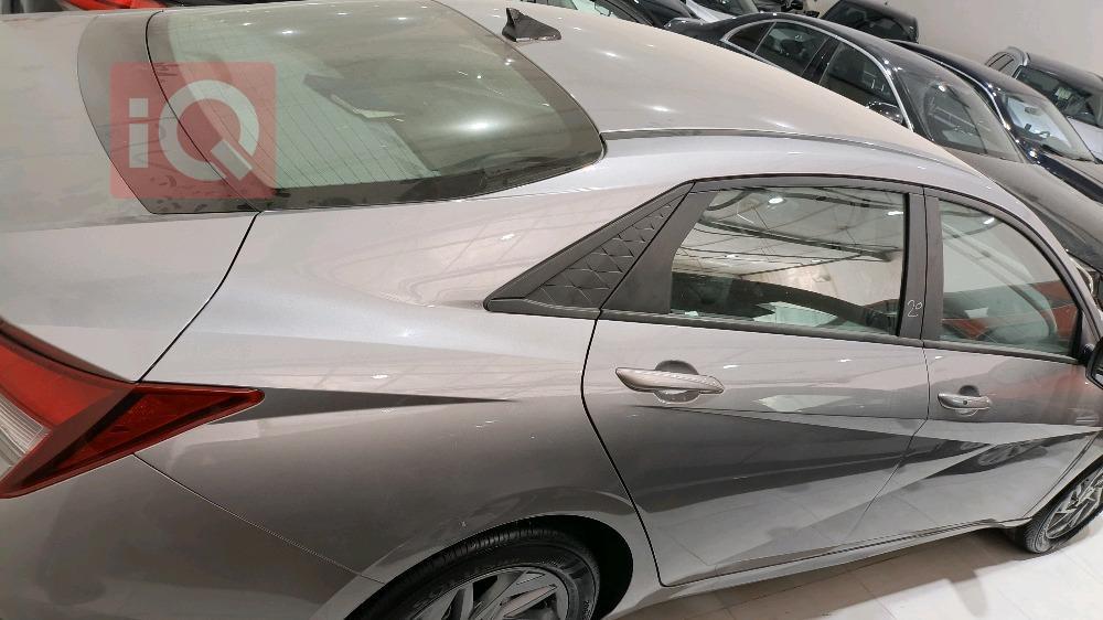 هيونداي النترا